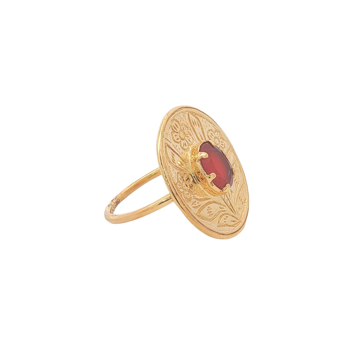 Bague dorée fleur gravée avec pierre