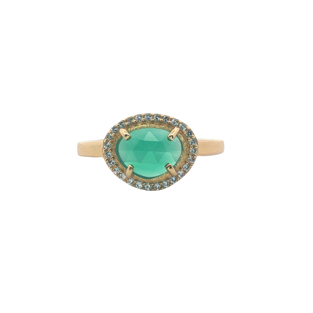 Bague dorée pierre naturelle serti 4 griffes et zircons