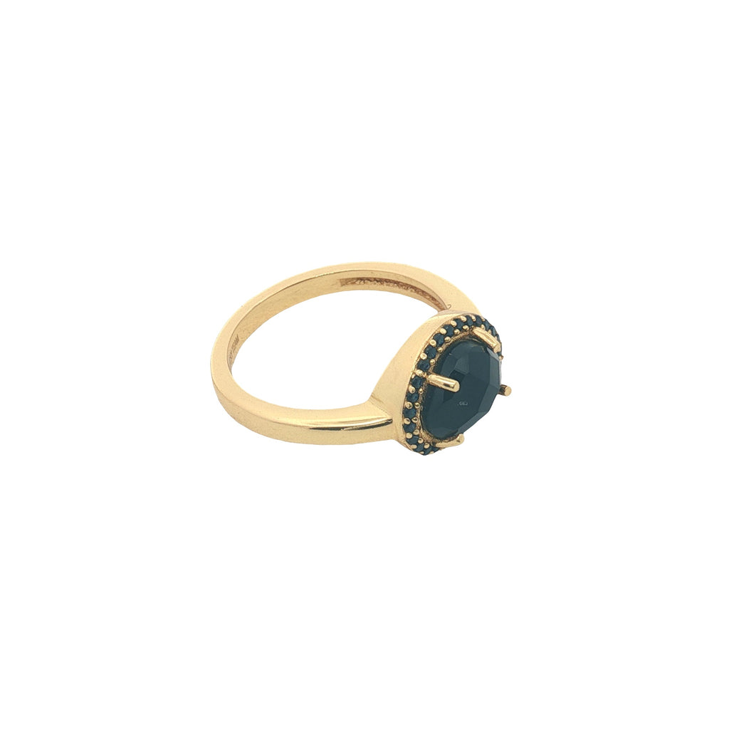 Bague dorée pierre naturelle serti 4 griffes et zircons