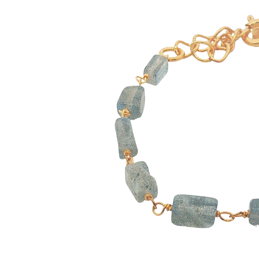 Bracelet doré et pierres naturelles carrées