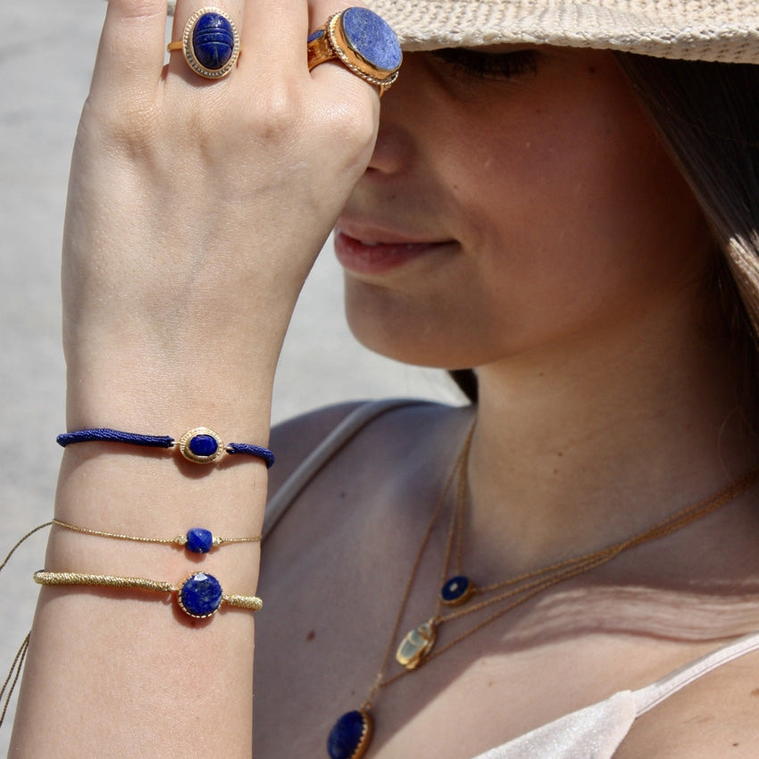 Bracelet tressé et pierre