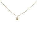 Collier doré petite fleur avec zircon 38 cm