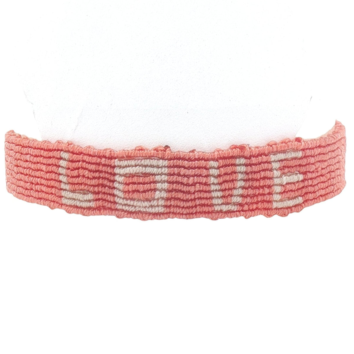 Bracelet brésilien doré fil tissé corail et crème "love"
