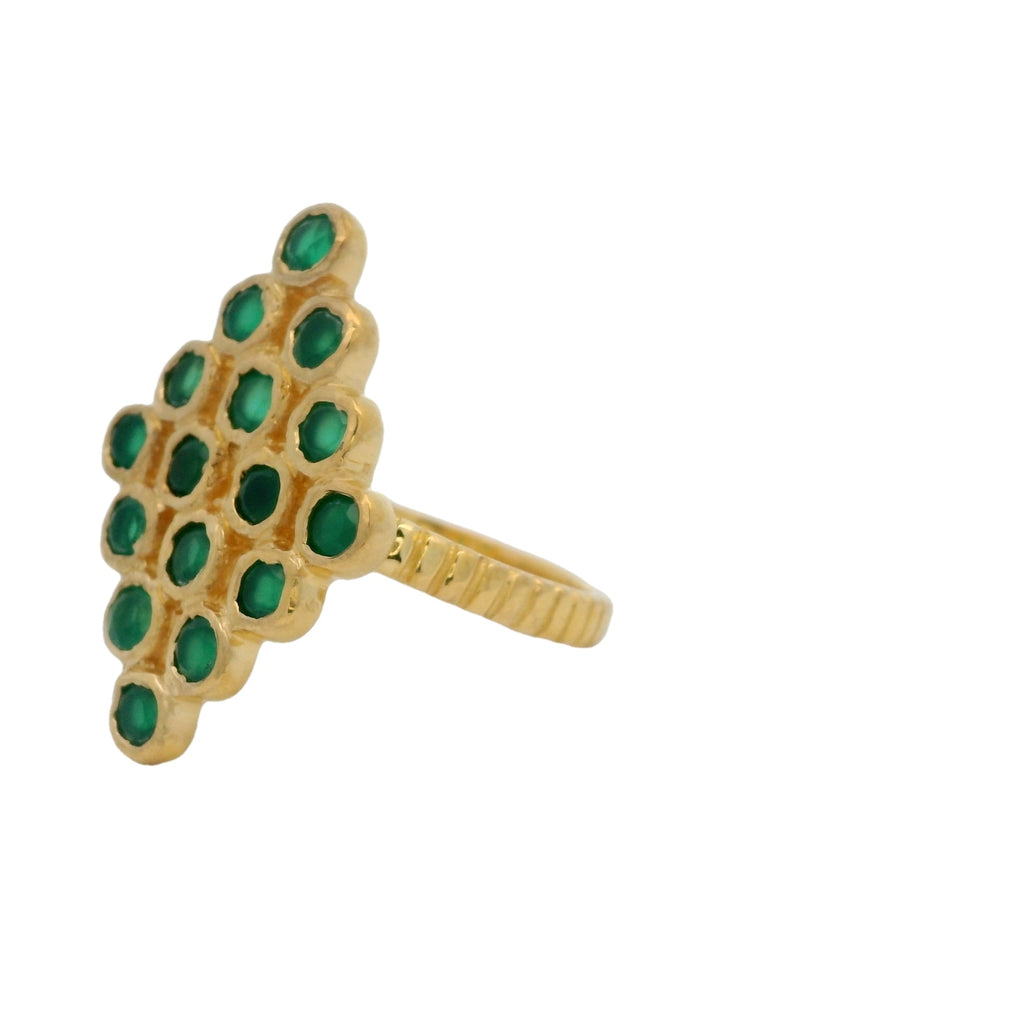 Bague dorée losange et pierre