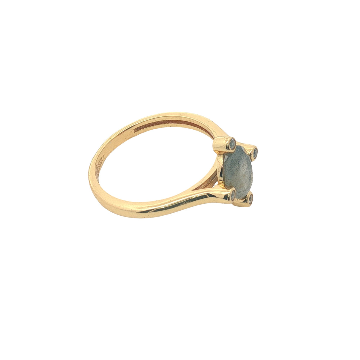 Bague dorée pierre naturelle ovale 4 zircons
