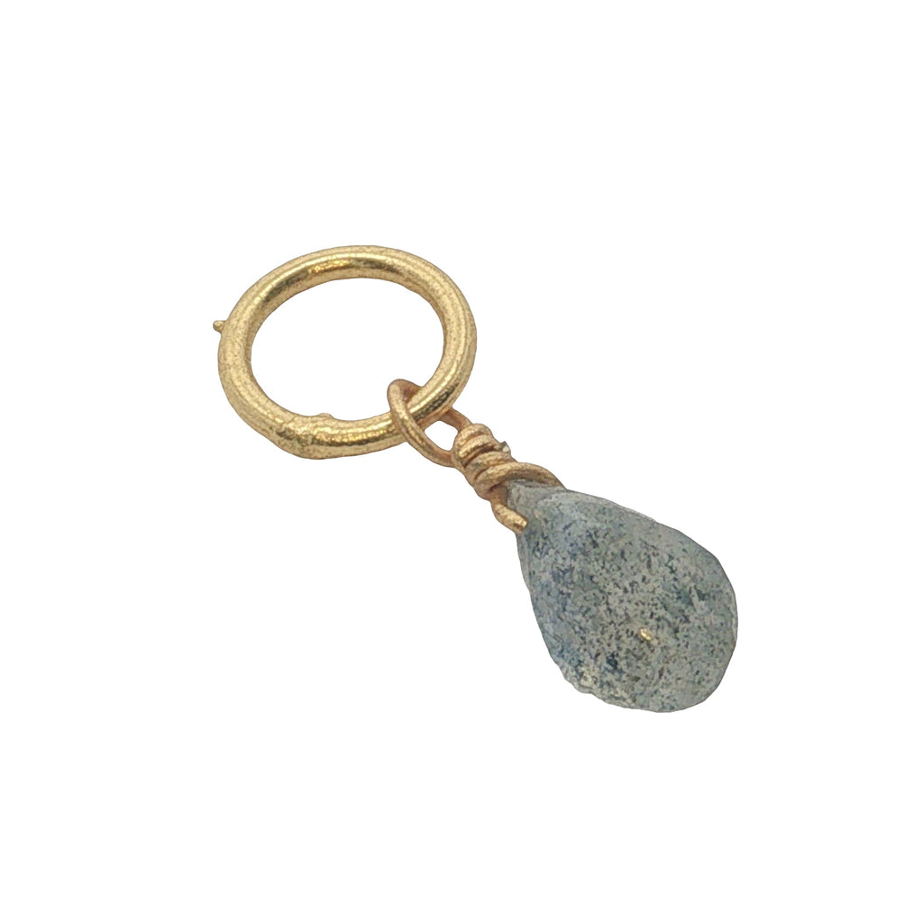Charms doré labradorite en goutte