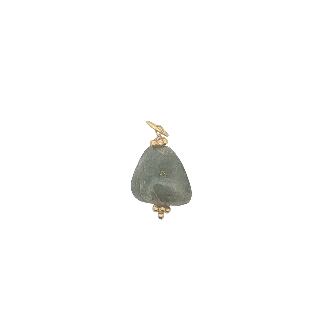 Charms doré labradorite et couronnes dorées