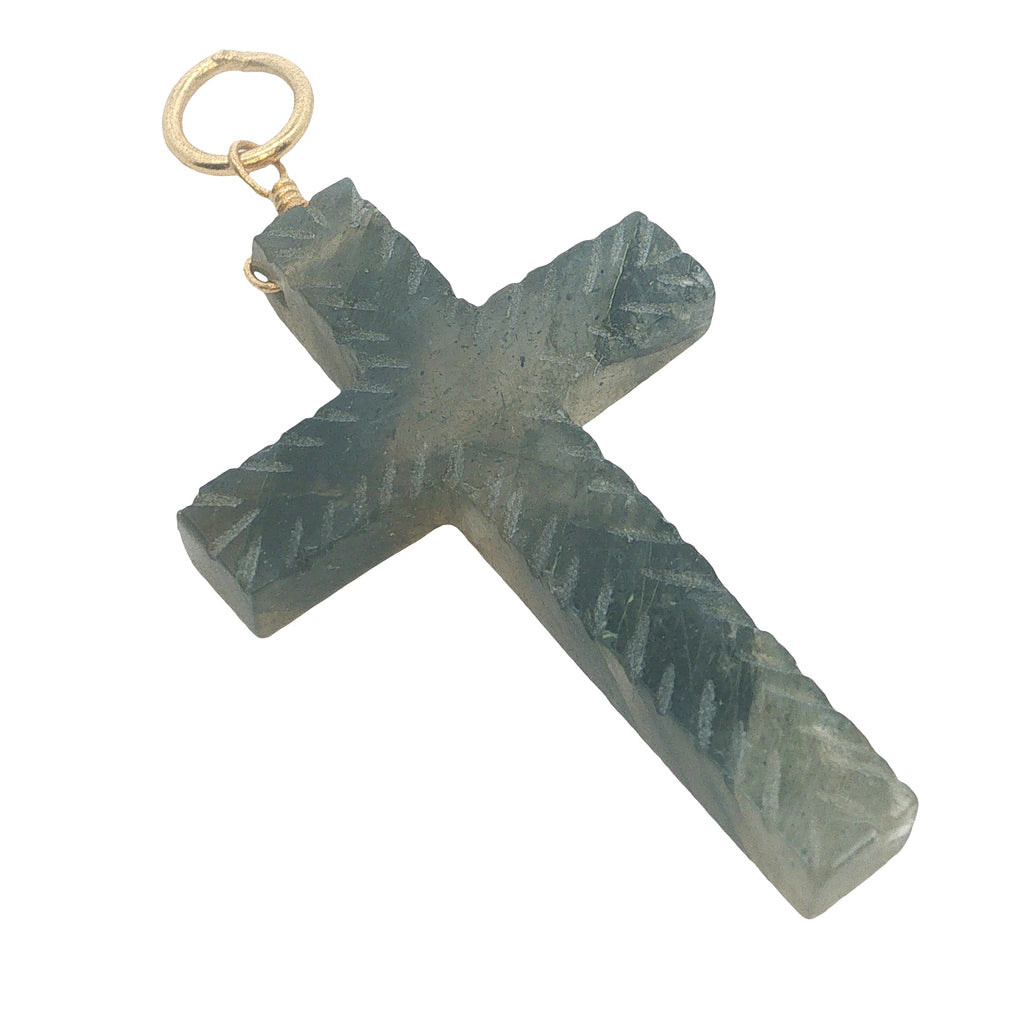 Charms doré croix striée en labradorite