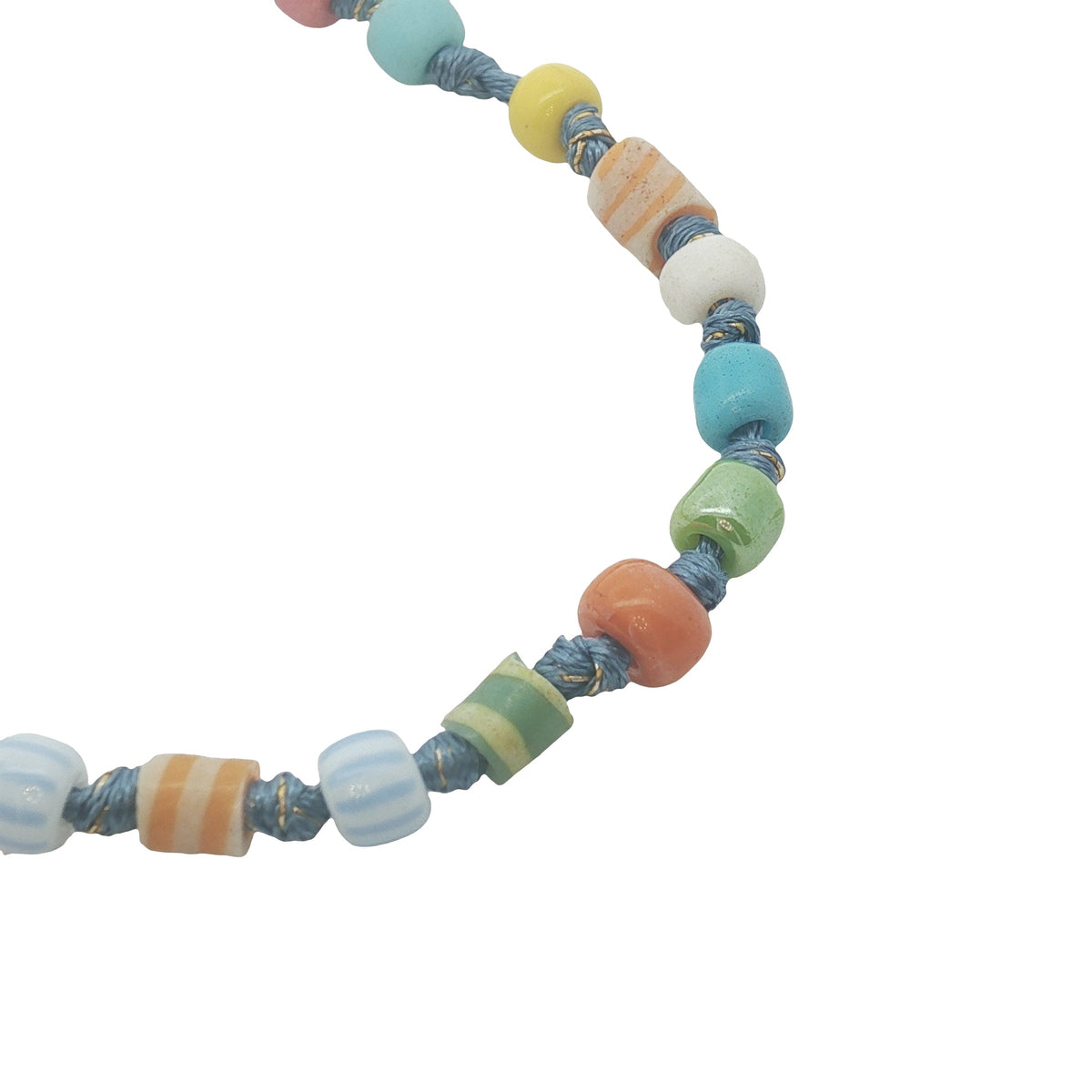 Collier doré perles colorées et noeuds bleus 64 cm